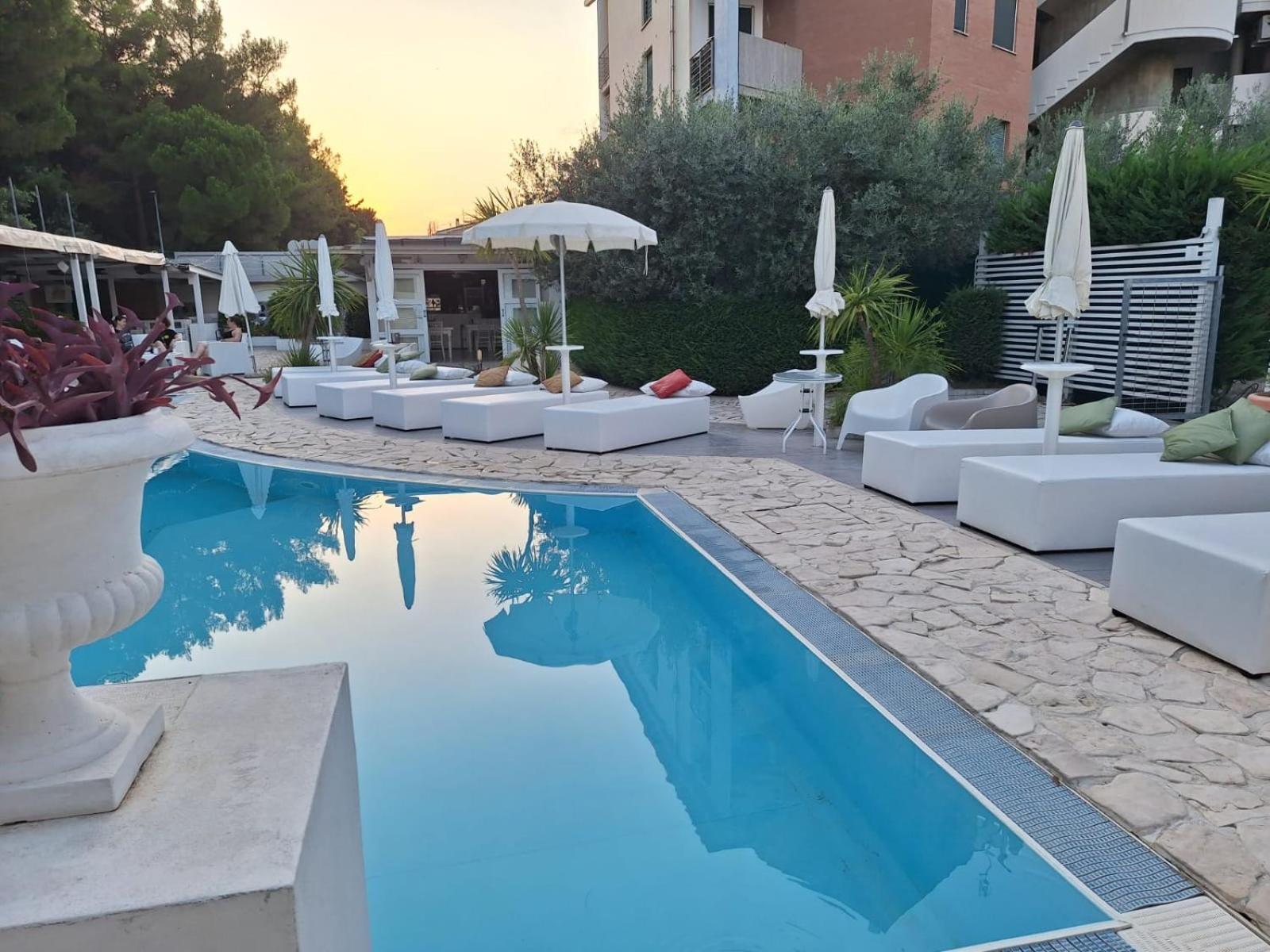 B&B Biancopineta - San Salvo Marina Екстер'єр фото